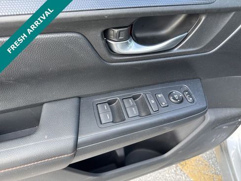 Used 2024 Honda CR-V Sport image 11