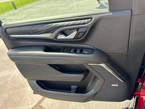 Used 2022 GMC Yukon Denali AWD/4WD image 18