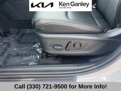 Certified 2026 Kia Sportage EX FWD image 29