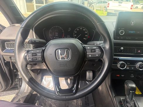 Used 2024 Honda Civic Sport image 12