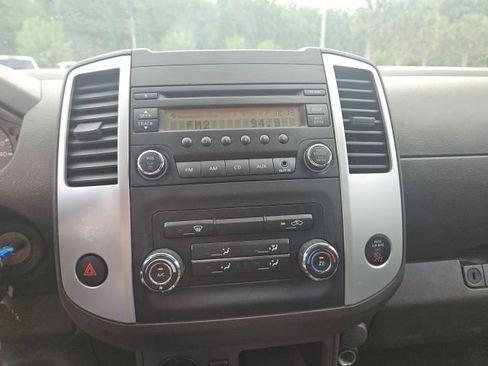 Used 2016 Nissan Frontier S RWD image 11