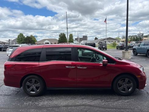 Used 2024 Honda Odyssey EX image 6
