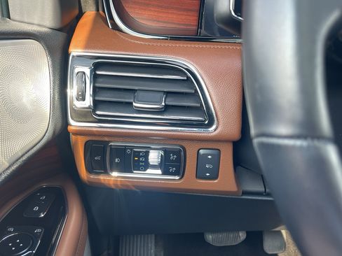 Used 2024 Lincoln Navigator L Reserve w/ Equipment Group 201A AWD/4WD image 18