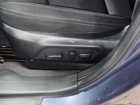 Used 2016 Subaru Legacy 2.5i Premium AWD/4WD image 23
