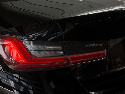 New 2026 BMW 330i Sedan image 8