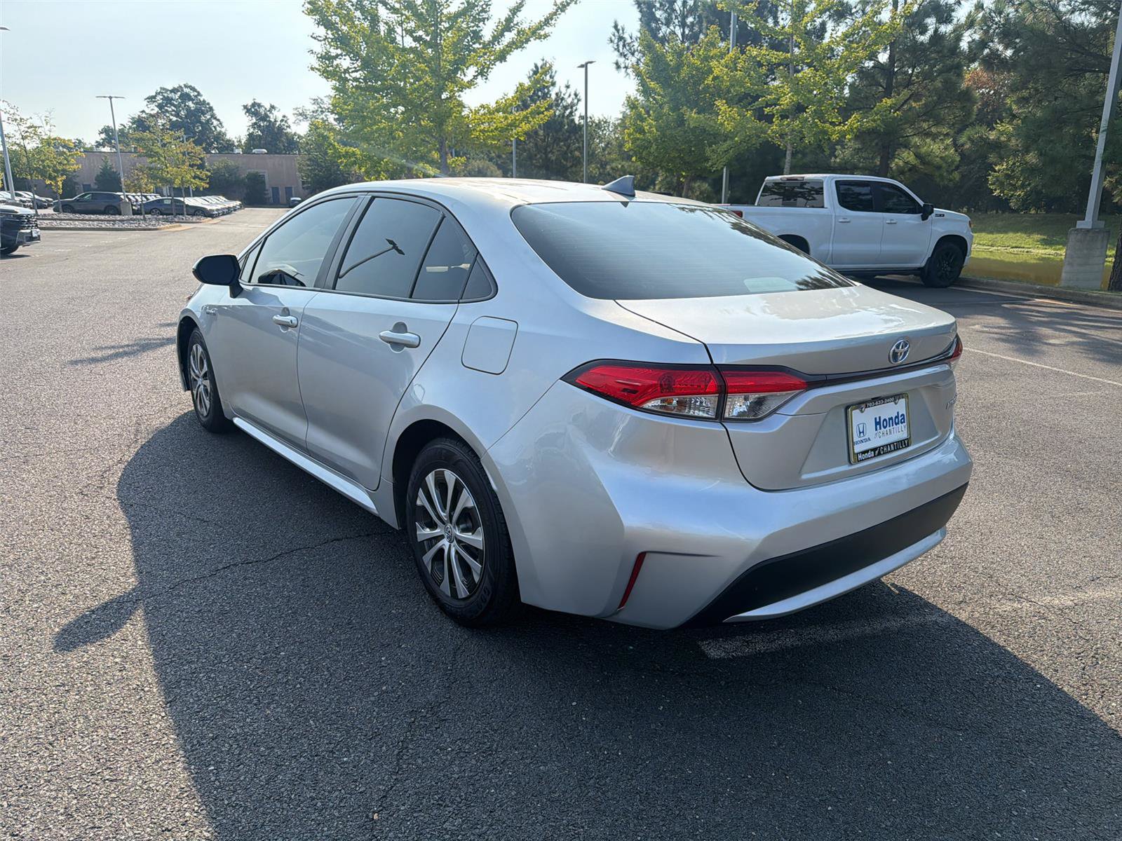 Used 2020 Toyota Corolla LE FWD image 5