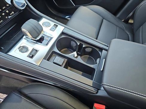 New 2026 Jaguar F-PACE R-Dynamic S image 22