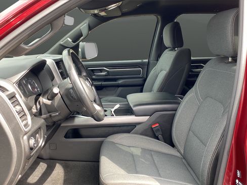 Used 2022 RAM 1500 Big Horn AWD/4WD image 9
