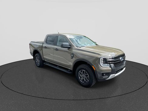 Used 2025 Ford Ranger XLT w/ Equipment Group 301A High AWD/4WD image 2