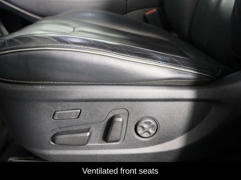 Used 2022 Hyundai Palisade Calligraphy image 24