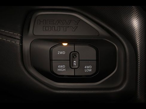 New 2026 RAM 2500 Limited AWD/4WD image 17