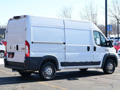 Used 2017 RAM ProMaster 2500 FWD image 9
