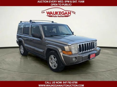 Used 2006 Jeep Commander Limited w/ Trailer Tow Group IV image 3