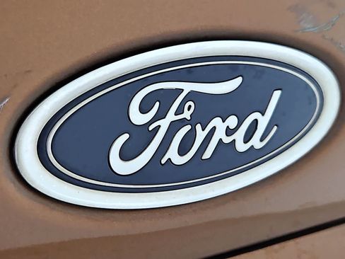 Used 2020 Ford EcoSport SE w/ SE Convenience Package FWD image 11