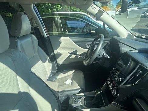 Used 2019 Subaru Forester Limited AWD/4WD image 4