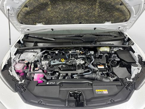 Used 2026 Toyota Prius FWD image 16