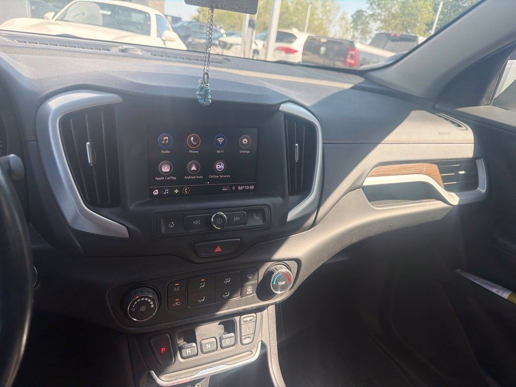 Used 2020 GMC Terrain SLE FWD image 4