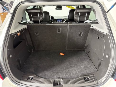 Used 2021 Chevrolet Trax LT FWD image 19
