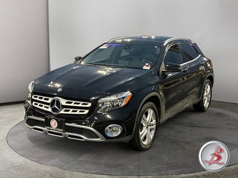 Used 2018 Mercedes-Benz GLA 250 250 4 MATIC image 3