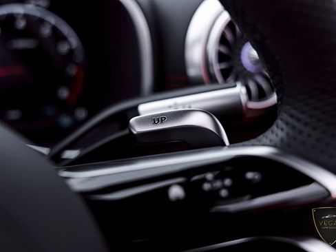 Used 2025 Mercedes-Benz SL 43 AMG w/ Driver Assistance Package image 72