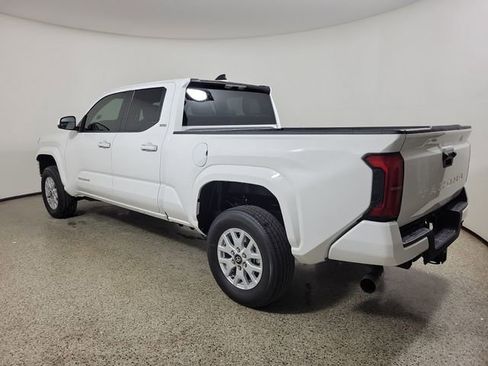 Used 2026 Toyota Tacoma SR5 RWD image 7