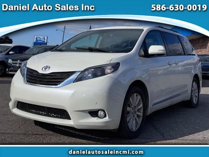 Used 2013 Toyota Sienna Limited w/ Premium Pkg