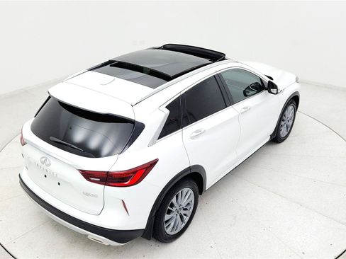 Used 2023 INFINITI QX50 Luxe AWD/4WD image 17