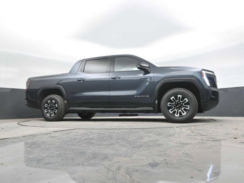New 2026 GMC Sierra EV Elevation image 43