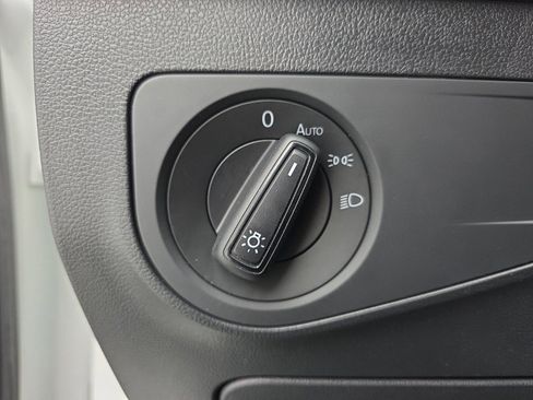 Used 2023 Volkswagen Tiguan S image 20