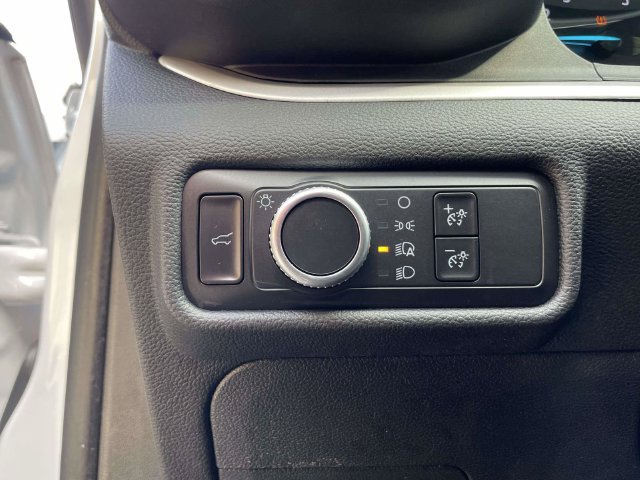 Used 2020 Ford Explorer XLT RWD image 19