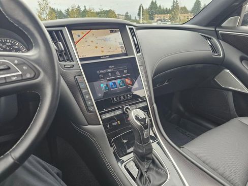 Used 2021 INFINITI Q50 Sensory image 30
