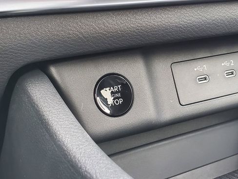 New 2026 Nissan Rogue SV image 32