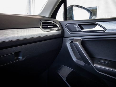 Used 2023 Volkswagen Tiguan S image 29