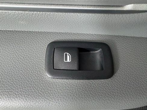 Used 2020 RAM 1500 Big Horn AWD/4WD image 40