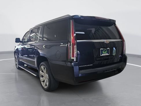 Certified 2017 Cadillac Escalade ESV Premium Luxury AWD/4WD image 6