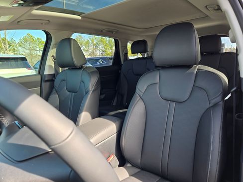New 2026 Kia Sorento S w/ S Panoramic Sunroof Package image 23