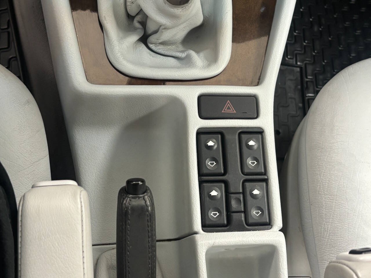 Used 1995 BMW 525i Sedan RWD image 23