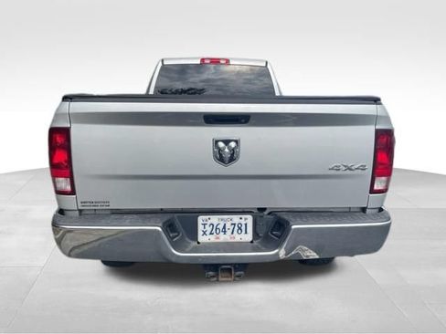Used 2018 RAM 3500 Tradesman w/ Chrome Appearance Group AWD/4WD image 6