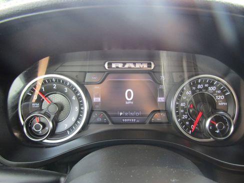 Used 2019 RAM 1500 Laramie image 22