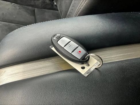 Used 2017 Nissan Murano S FWD image 33