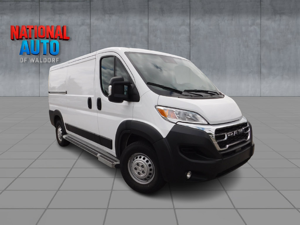 Used 2025 RAM ProMaster 2500 w/ U-Haul Equipment Group FWD image 1