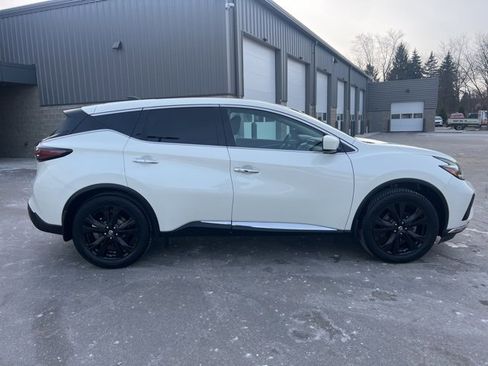 Used 2022 Nissan Murano S image 4