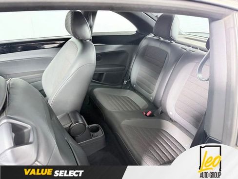 Used 2013 Volkswagen Beetle Turbo FWD image 13