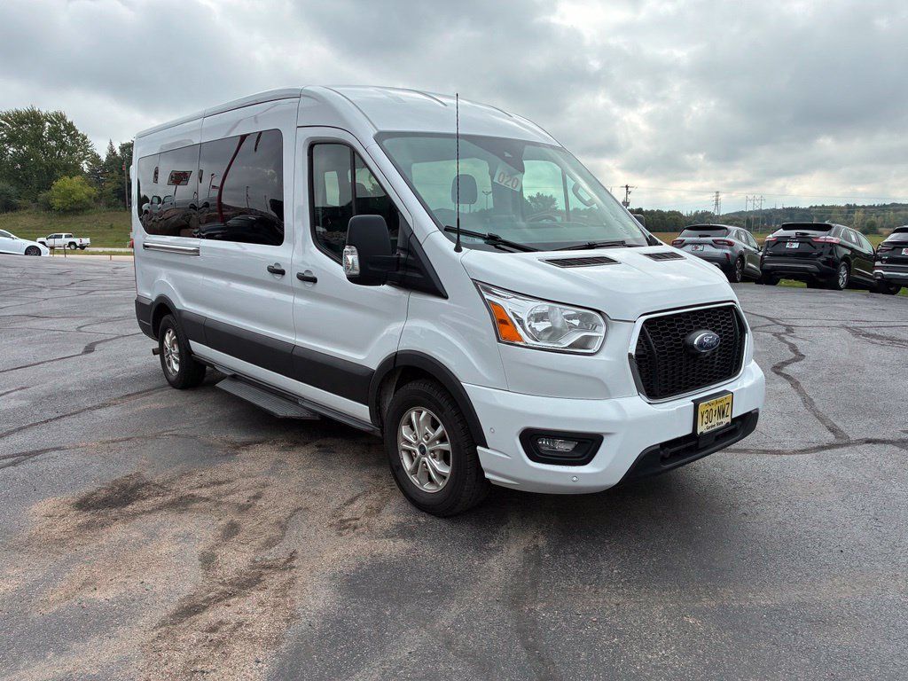 Used 2021 Ford Transit 350 XLT RWD image 2