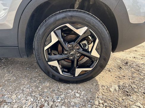 Used 2025 Kia Seltos S image 31