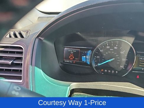 Used 2017 Ford Explorer Sport AWD/4WD image 6