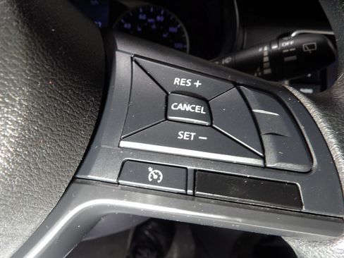 Used 2024 Nissan Kicks S FWD image 15