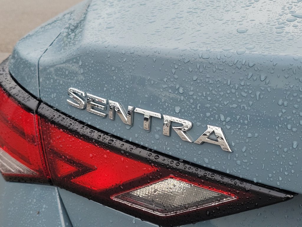 Used 2024 Nissan Sentra SV w/ All-Weather Package FWD image 6
