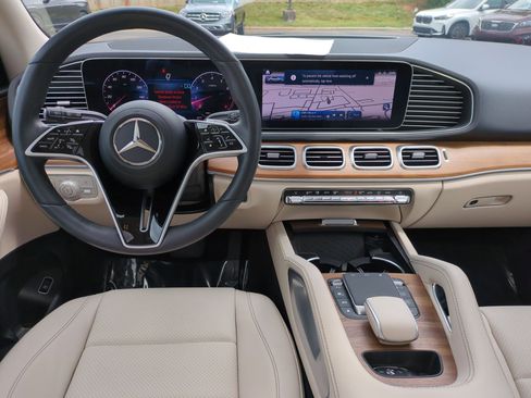 Certified 2024 Mercedes-Benz GLE 350 4MATIC image 32