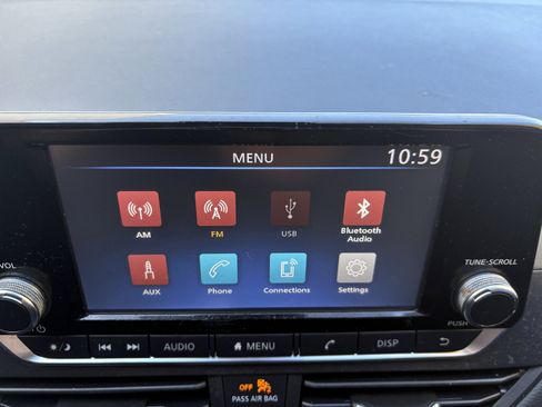 Used 2022 Nissan Altima 2.5 S FWD image 21